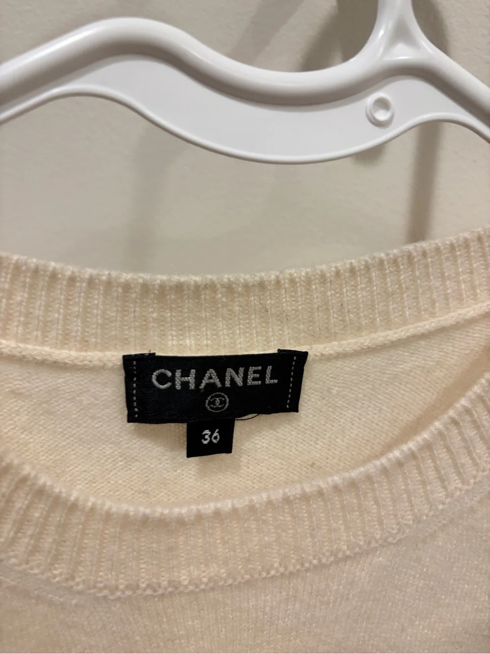 Vintage CHANEL Cream Cashmere-Blend Sleeveless Knit Top